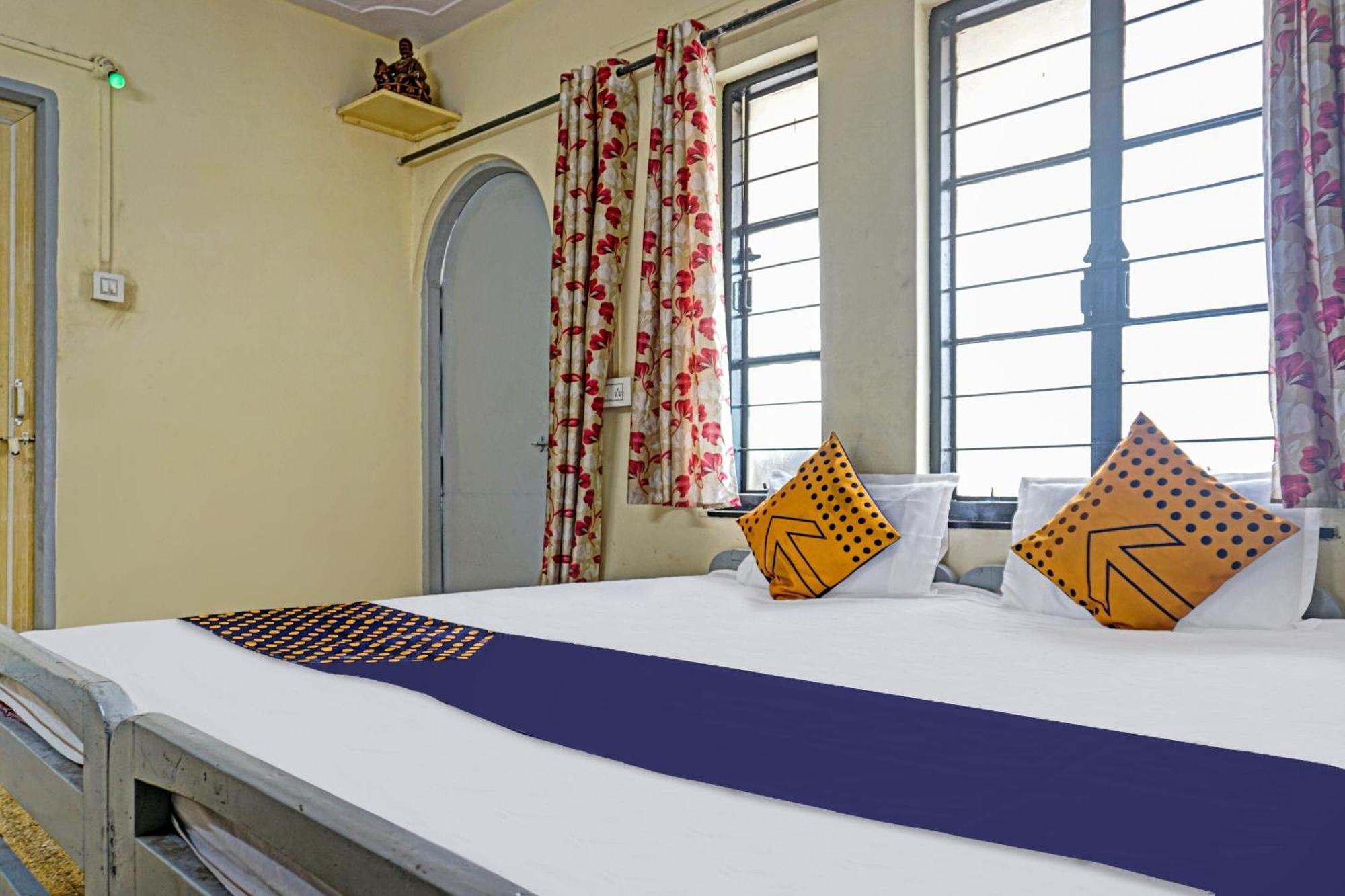 Spot On Hotel Prakash Residency, Near Hanuman Gym Ajmera Colony, Pimpri 外观 照片