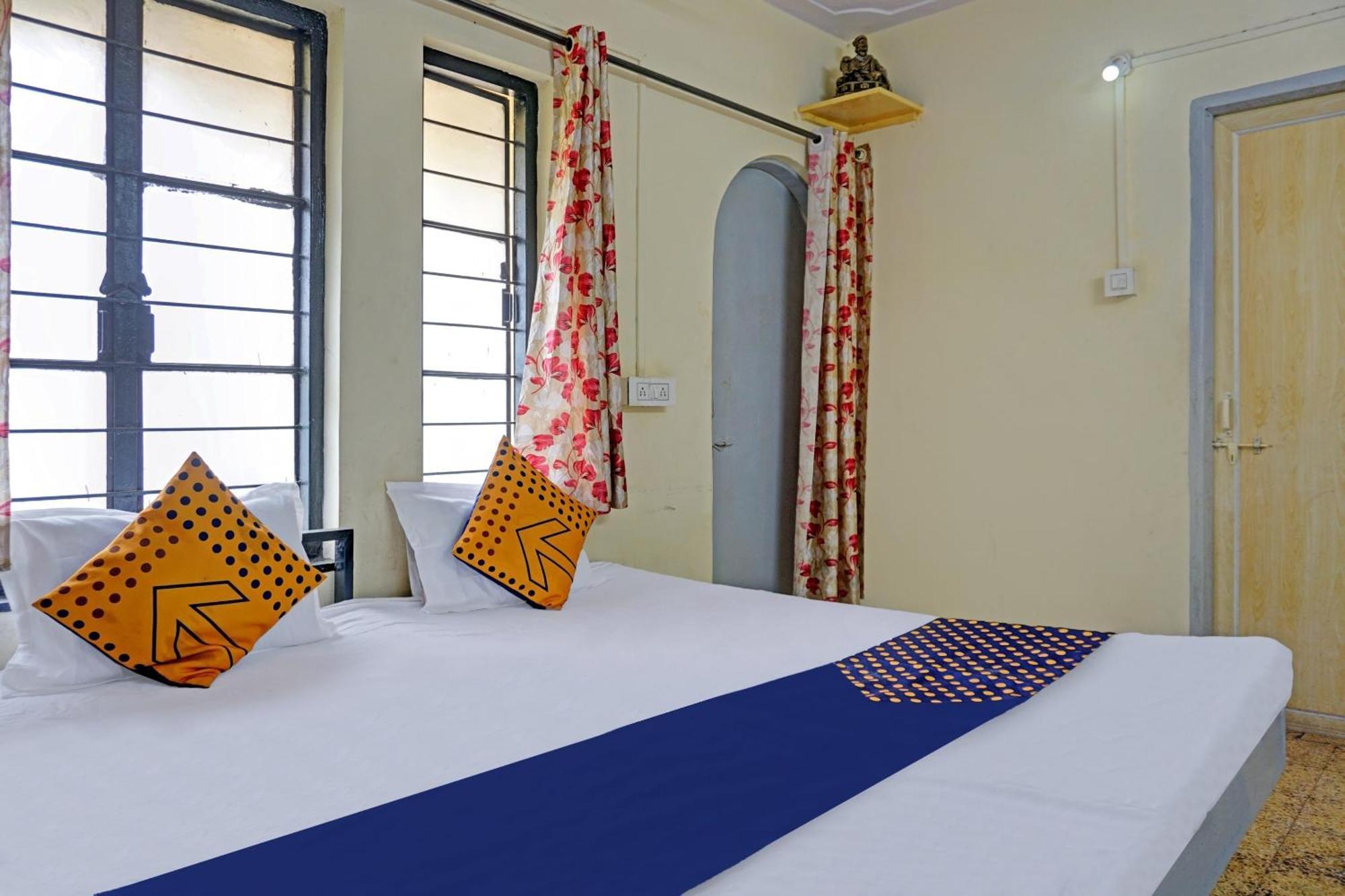 Spot On Hotel Prakash Residency, Near Hanuman Gym Ajmera Colony, Pimpri 外观 照片