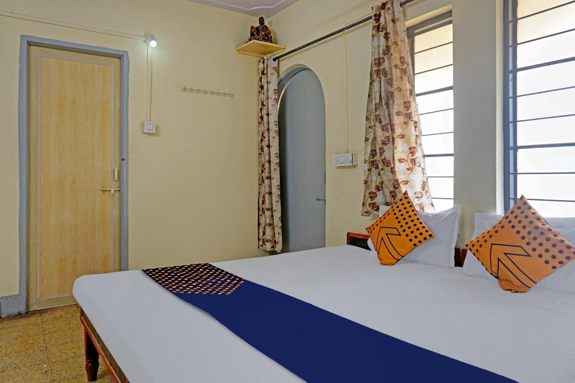 Spot On Hotel Prakash Residency, Near Hanuman Gym Ajmera Colony, Pimpri 外观 照片